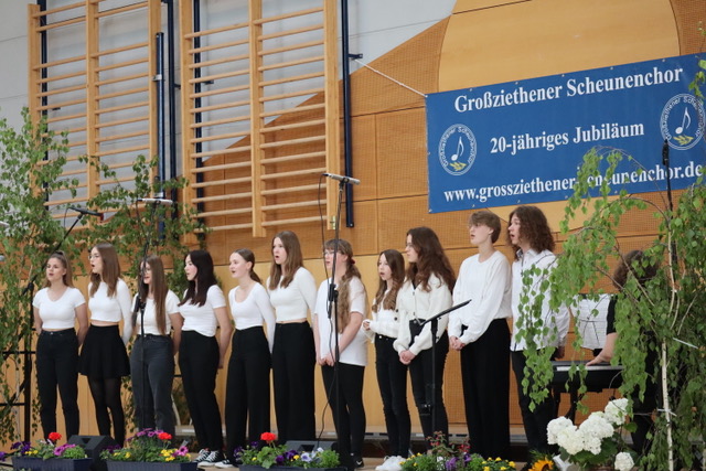 Die Chor-AG singt beim 14. Frühlingskonzert